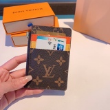L*ouis V*uitton Top Wallets