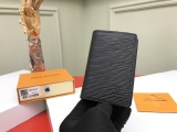L*ouis V*uitton Top Wallets   11*7CM