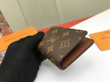 L*ouis V*uitton Top Wallets   11*7CM
