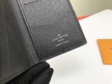 L*ouis V*uitton Top Wallets   11*7CM