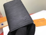 L*ouis V*uitton Top Wallets   11*7CM