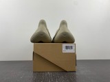 Y*eezy Foam Runner STONE SALT  GV6840