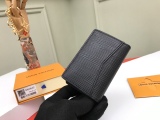 L*ouis V*uitton Top Wallets   11*7CM
