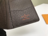 L*ouis V*uitton Top Wallets   11*7CM