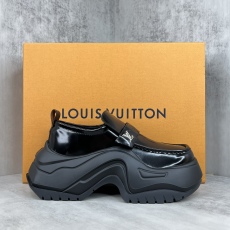 Women L*ouis V*uitton Archlight Top Sneaker