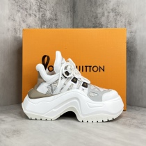 Women L*ouis V*uitton Archlight Top Sneaker