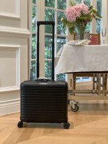 Luggage   ask price on whatsapp
