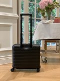 Luggage   ask price on whatsapp