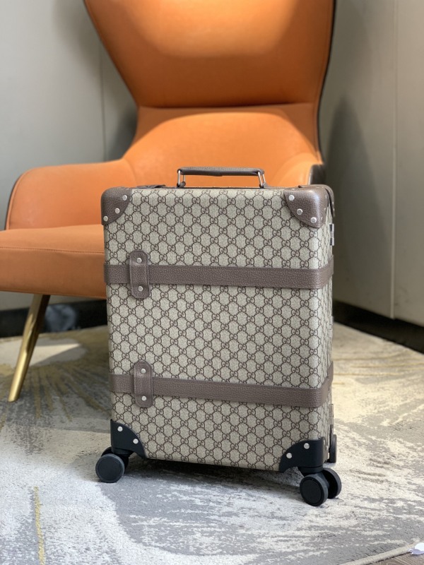 Luggage   ask price on whatsapp