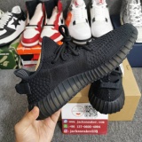 Y*eezy Boost 350 V2 Onyx HQ4540