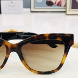 P*rada Glasses Top Quality