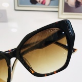 P*rada Glasses Top Quality