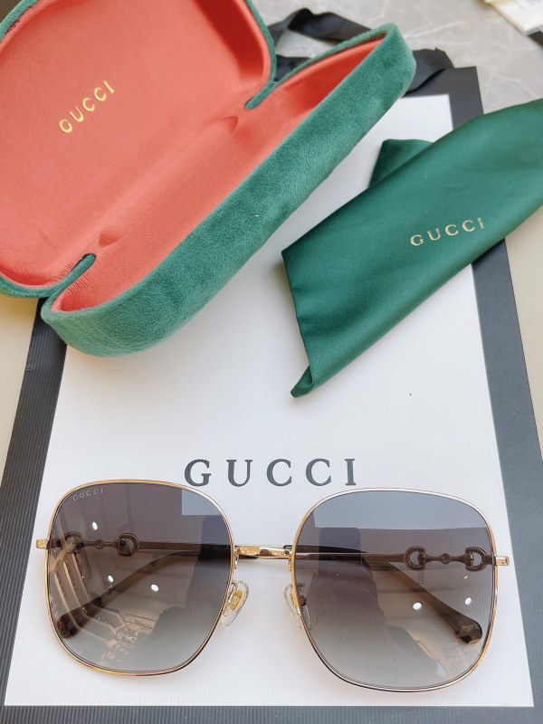 G*ucci Glasses Top Quality