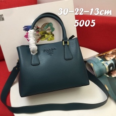 P*rada Bag Top Quality  30*22*13CM