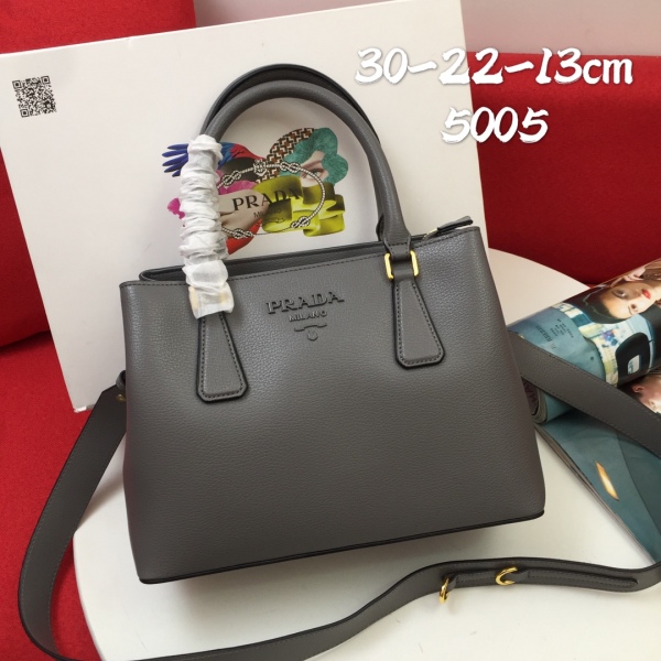 P*rada Bag Top Quality  30*22*13CM