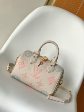 L*ouis V*uitton Bag Top Quality  20.5*13.5*12CM