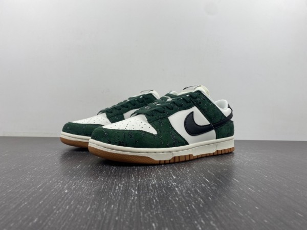 N*ike Dunk Low “SKU” FQ8893-397