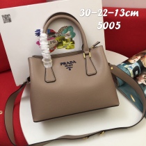 P*rada Bag Top Quality  30*22*13CM
