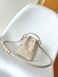 L*ouis V*uitton Top Bag 13*16*10CM