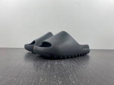 Y*eezy Slide ID2350