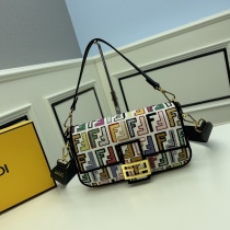 F*endi  Top Bag  26*18*5CM