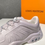 Men  L*ouis V*uitton Top Sneakers