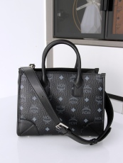 M*CM Bag Top Quality  19*24*11CM