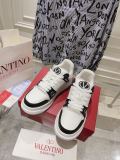 Men Women 𝑉*𝐴𝐿𝐸𝑁𝑇𝐼𝑁𝑂 Top Sneakers