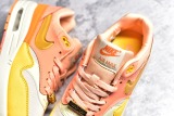 N*ike Air Max 1