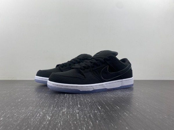 N*ike SB Dunk Low  FN4193-013