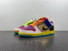 N*ike Dunk Low