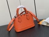 L*ouis V*uitton Top Bag  18*12*8CM