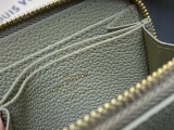 L*ouis V*uitton Top  Wallets   11*8.5*2CM