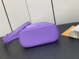 L*ouis V*uitton Top Bag  18*12*8CM