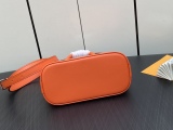 L*ouis V*uitton Top Bag  18*12*8CM