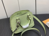 L*ouis V*uitton Top Bag  18*12*8CM