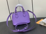 L*ouis V*uitton Top Bag  18*12*8CM