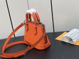 L*ouis V*uitton Top Bag  18*12*8CM