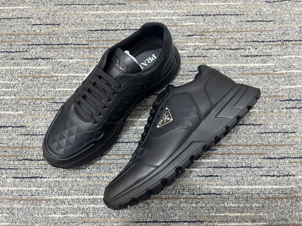 Men  P*rada Top Sneaker