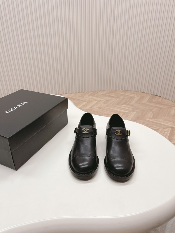 Women C*hanel Top Sneaker