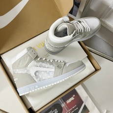 Men L*ouis V*uitton Skate  Top Sneakers