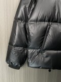 P*rada Top Quality Clothes