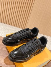 Men L*ouis V*uitton Top Sneakers