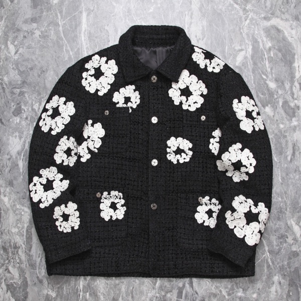 D*enim T*ears *L*evis Top Quality Clothes