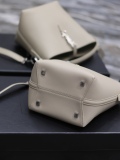 Y*SL Top Bag  17*20*13CM