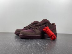 Dunk SB Low FN0619 600