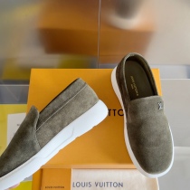 Men L*ouis V*uitton Top Sneakers