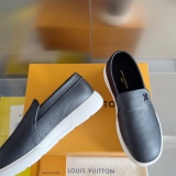 Men L*ouis V*uitton Top Sneakers