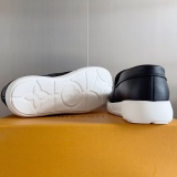 Men L*ouis V*uitton Top Sneakers