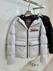 P*rada Top Quality Clothes